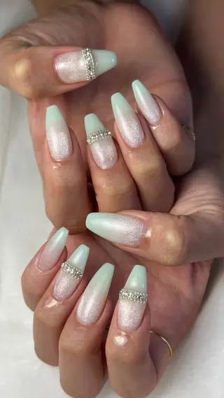ネイル うにゃねいる🌷 Mayaのネイルデザイン