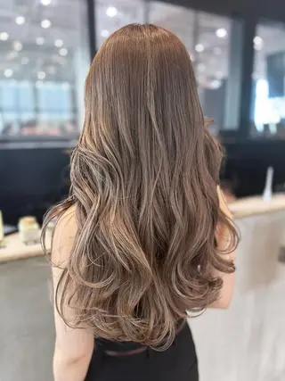 セミロング カラー ITbyALBUM 浦和店のヘアスタイル