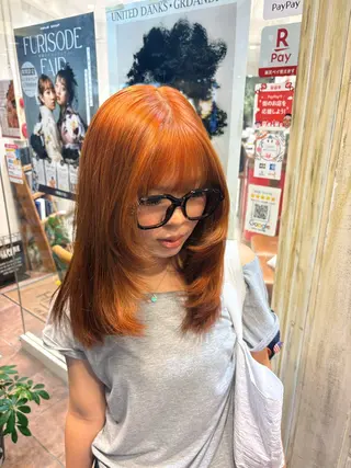 セミロング 🪐海外hair/パ ーマ/暖色/ミミ🌼のヘアスタイル