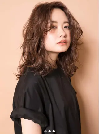セミロング カラー パーマ 浅沼 ゆいのヘアスタイル