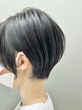 カラー 江坂 misaki のヘアスタイル