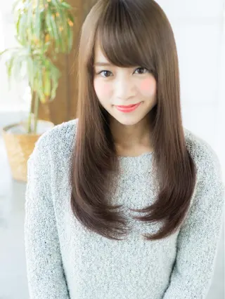 ロング おしゃれ染めで白髪を 染める/山口玲緒奈のヘアスタイル
