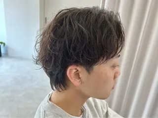 ショート センターパート 韓国ヘア・綾也のヘアスタイル