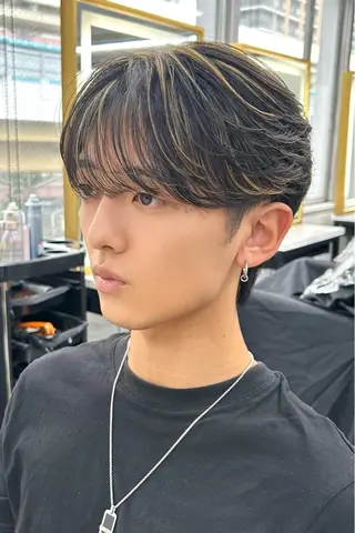 ショート カラー メンズ メンズスタイリスト 前田雄輝のヘアスタイル