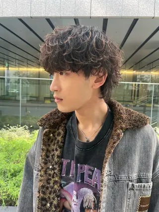 ショート カラー パーマ ヘアアレンジ メンズ 亀井隆汰/メンズ専門 パーマ/フェード可のヘアスタイル
