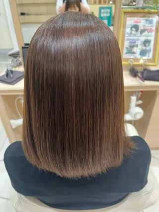 ミディアム カラー 森 瑠海のヘアスタイル