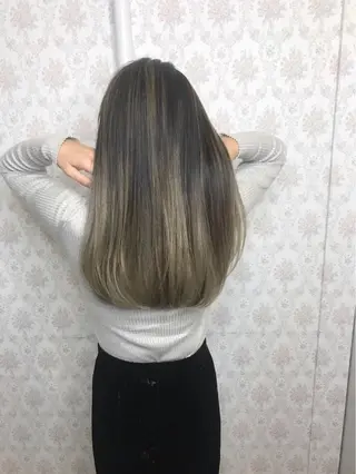 ロング en Siena エンシエナのヘアスタイル