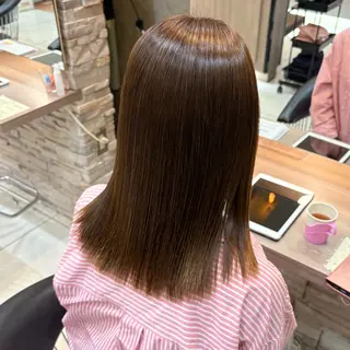 ミディアム SEEK /AIRIのヘアスタイル