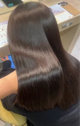 セミロング ハイトーン・ブリーチ haruka 🎀のヘアスタイル