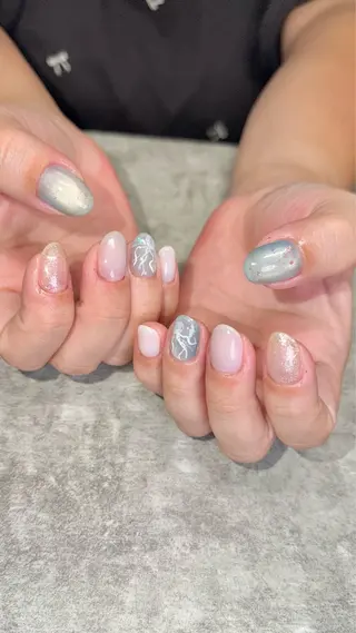 ネイル shino🌟 痛ネイルのネイルデザイン