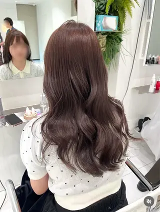カラー 魚住 英弥のヘアスタイル