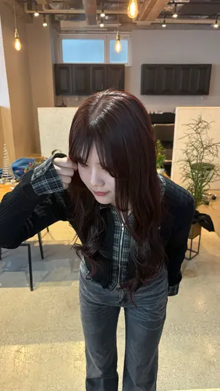 ロング カラー はらだ みはるのヘアスタイル