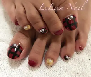 ネイル モチの良さ◉ フィルインネイル♡のネイルデザイン