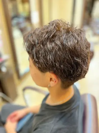 メンズ 片岡 友輝のヘアスタイル