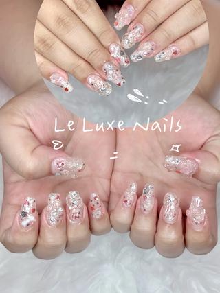 ネイル LE LUXE  NAILSのネイルデザイン