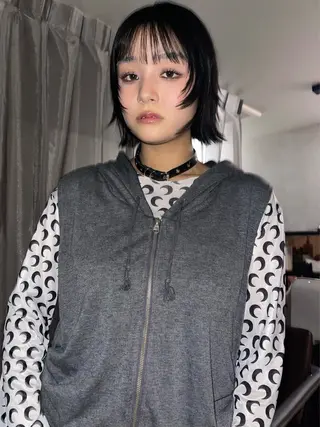 ミディアム 原田 朱里のヘアスタイル