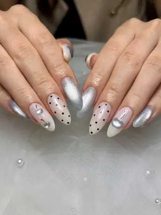 ネイル mofie🤍ナツカ /練習モデル募集中のネイルデザイン