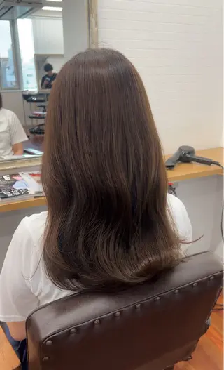 セミロング GRAN LUSSO 【MIHARU】のヘアスタイル