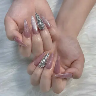 ネイル Hin Hana Nailのネイルデザイン