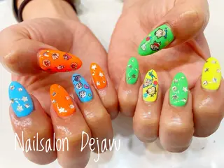 ネイル Nailsalon Dejavuのネイルデザイン
