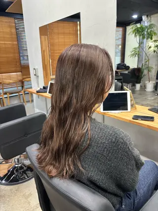 セミロング カラー . Manatoのヘアスタイル
