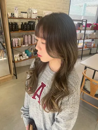 セミロング テラダ ユウシン西金沢のヘアスタイル