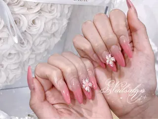 ネイル ✨Nailsalon Vi+✨のネイルデザイン