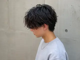 ミディアム パーマ メンズ 川﨑 大暉のヘアスタイル