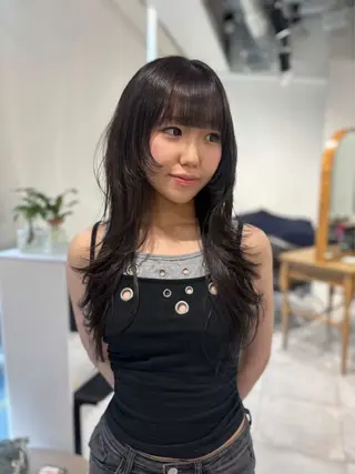ロング 🎀暖色カラー🎀 韓国ヘア まなかのヘアスタイル
