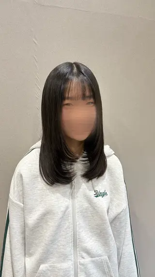 セミロング 中島 万凜のヘアスタイル