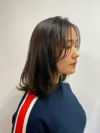 ミディアム カラー ヘアアレンジ satsuki レイヤー・暖色のヘアスタイル