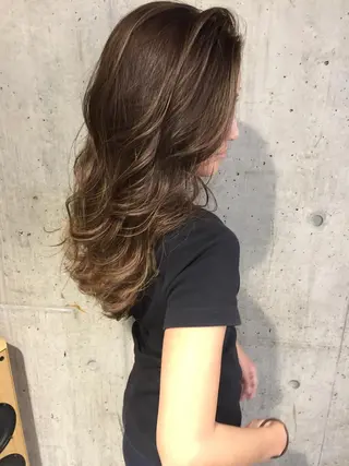 ロング カラー パーマ ヘアアレンジ メンズ キッズ ネイル マツエク・マツパ レイヤーカット✂️ 艶髪/小田部慎也のヘアスタイル