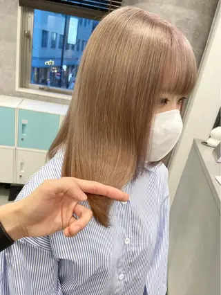 ミディアム Loob.TOKYO MIYA🌈のヘアスタイル