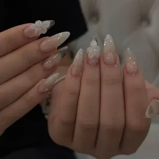 ネイル Luna Gladeのネイルデザイン