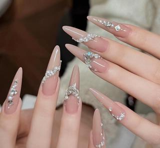 ネイル Miya🎀 nailのネイルデザイン