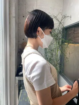 ミディアム 佐伯 和佳のヘアスタイル