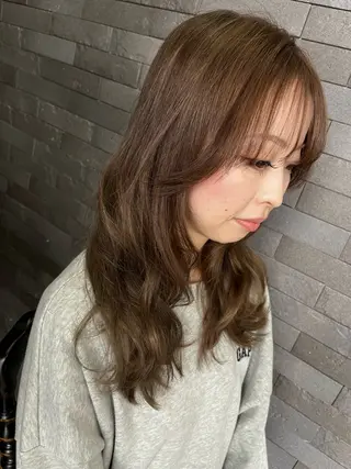 セミロング カラー 浜松街中/駐車場有 マンツーマン小畑翔平のヘアスタイル