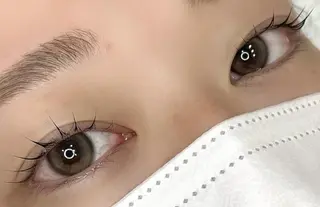 マツエク・マツパ GLANDOLL AOIのネイルデザイン