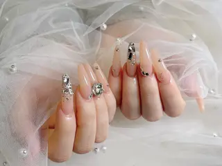ネイル ワンホン韓国ちゅるん ネイル✨🎀AMIのネイルデザイン