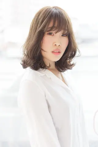 ミディアム カラー OKIMOTO NAOKAのヘアスタイル