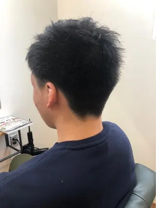 ショート カラー パーマ 名倉 伽奈のヘアスタイル