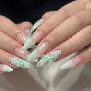 ネイル 菅原 葵純のネイルデザイン