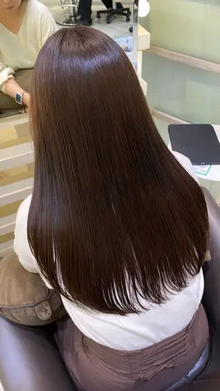 ミディアム ハイトーン/ デザインカラー/カナのヘアスタイル