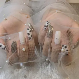 ネイル Tinaネイル 難波のネイルデザイン
