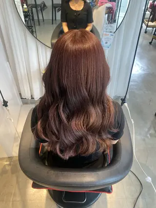 ロング カラー APREKO 葵のヘアスタイル