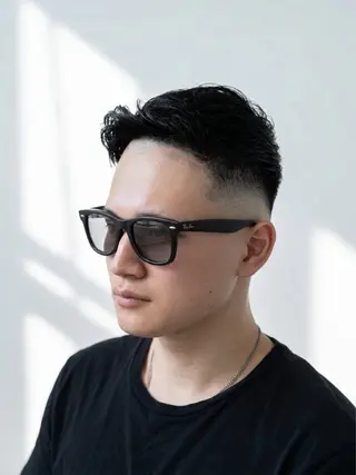ショート 鈴木 まさしのヘアスタイル