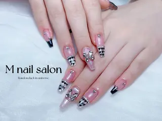 ネイル M🌷nail 長さだし専門店のネイルデザイン