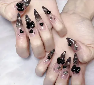 ネイル H3 Nail Tsuki🦋💙のネイルデザイン
