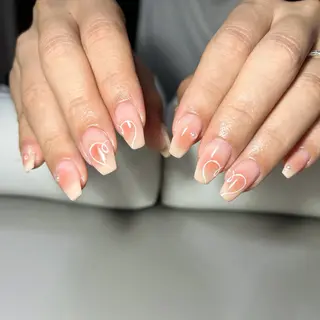 ネイル nailroom sb𓈒𓂂𓏸のネイルデザイン