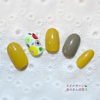 ネイル ショートネイル 森のさんぽ道のネイルデザイン
